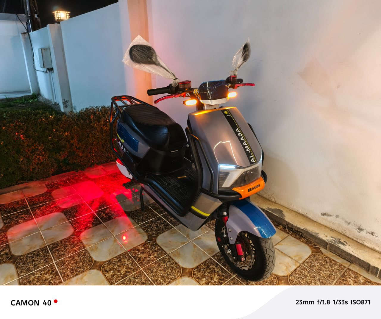 سلام عليكم دراجه سكنس دبدوب موديل 2025 دراجه بعده على وضع شركه تجي شوفه شرط إذا مو اجدد من صور مو الك نضافه 99%فول مواصفات نوع الشركه الماسه لون الدراجة بنفسجي مموج لايت زنون عدسهLED سرعه 99حقيقي🔥صاروخ بل مشي سعر دراجة650 وبيه مجال تره ماكو هيج سعر على وضع شركه عنوان الرمادي التأميم حي الاكراد
رقم الهاتف ***********متواجد باي وقت
