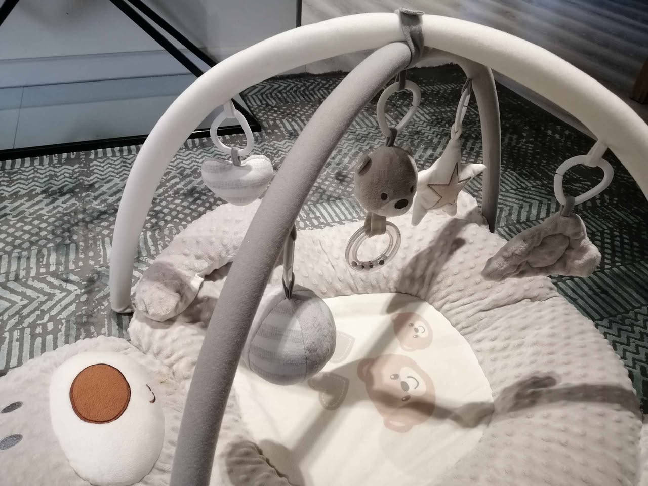 جێ یاری مناڵ
زۆر کەم بەکار هاتووە
ئۆروپیە
50000 هەزار و معامەلە یەکی کەم
***********
ڤایبەر و وەتسئەپ السليمانية, العراق
