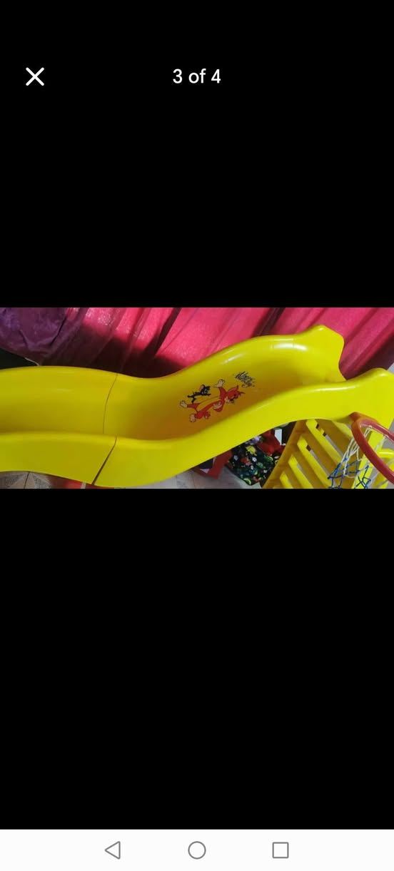 زحليكه حجم كبير ٧ درجات أكبر شي جديدة تقريباً استخدام قليل بيها فطر صغير بمفصل الدرج مأثر عليها بس اذكره للامانه سعر ٦٥ كربلاء الهندية ***********
