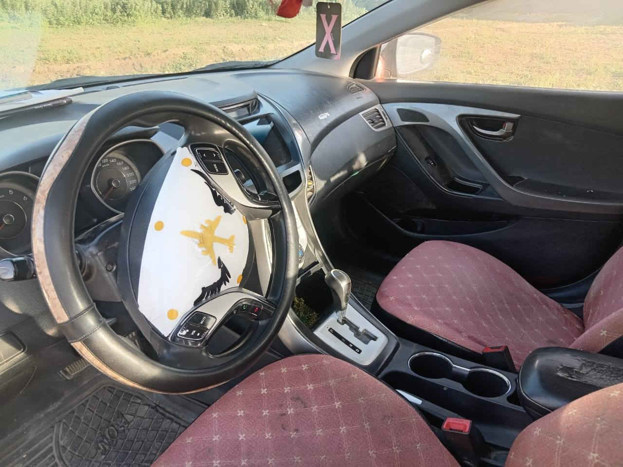 افانتي 2011 خليجي رقم انبار سنويه لشهر 6تحويل مباشرجاهزه ضررهه باب السائق مبدل سياره جاهزه تبريد حداديه خير من الله السعر 95وبيه مجال مكان السياره بابل النيل السياره بيه سونار ابيعك عليه ***********
