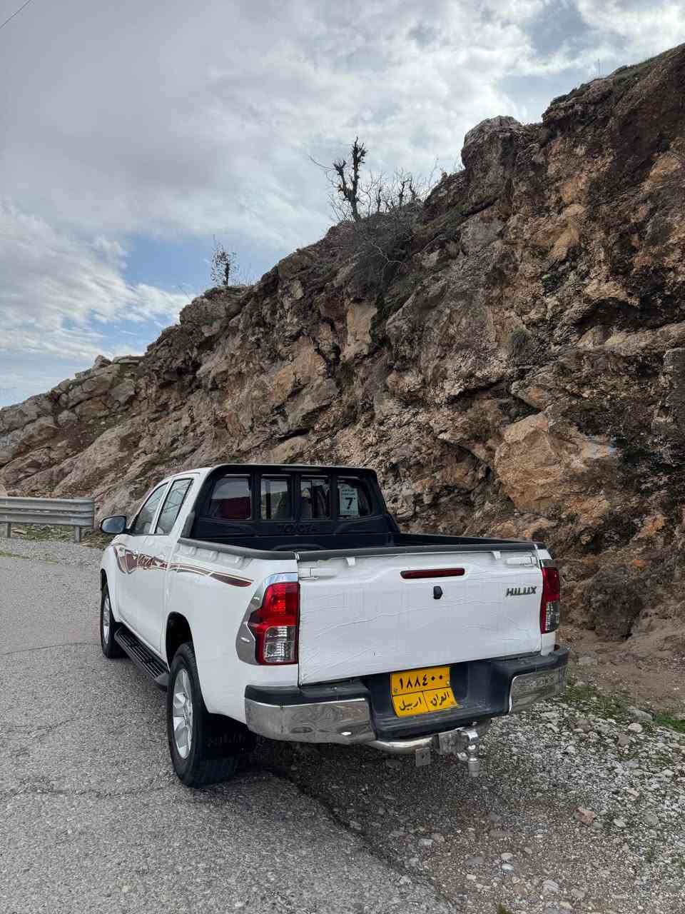 Toyota hilux 2016
پارچەڕەش لەسەرساخی بەبێ بۆدی بۆدی ساخە
ناوسور گێر حادی دەبڵ ئەکسل
١٣٠ هەزاری حەقیقی ڕۆیشتوە
سەیارەکە نمونەیە لەجوانی پۆڵیش و سێرڤسی تازە بۆکراوە 
گێڕو مەکینەو کارەبایاتی بەشەرت
سەنەوی بەسەرچوە باناوی خۆمانە وەکالەو تەحویل بەشەرت نرخی ٢١٤ گەڵاو مەجالیکی کەم
*********** رانية, السليمانية
