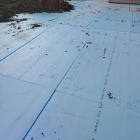 صيانة سطوح العمارات ودوائر الدولة بمادة الأشتايكر (مانع تسرب وعازل للر...