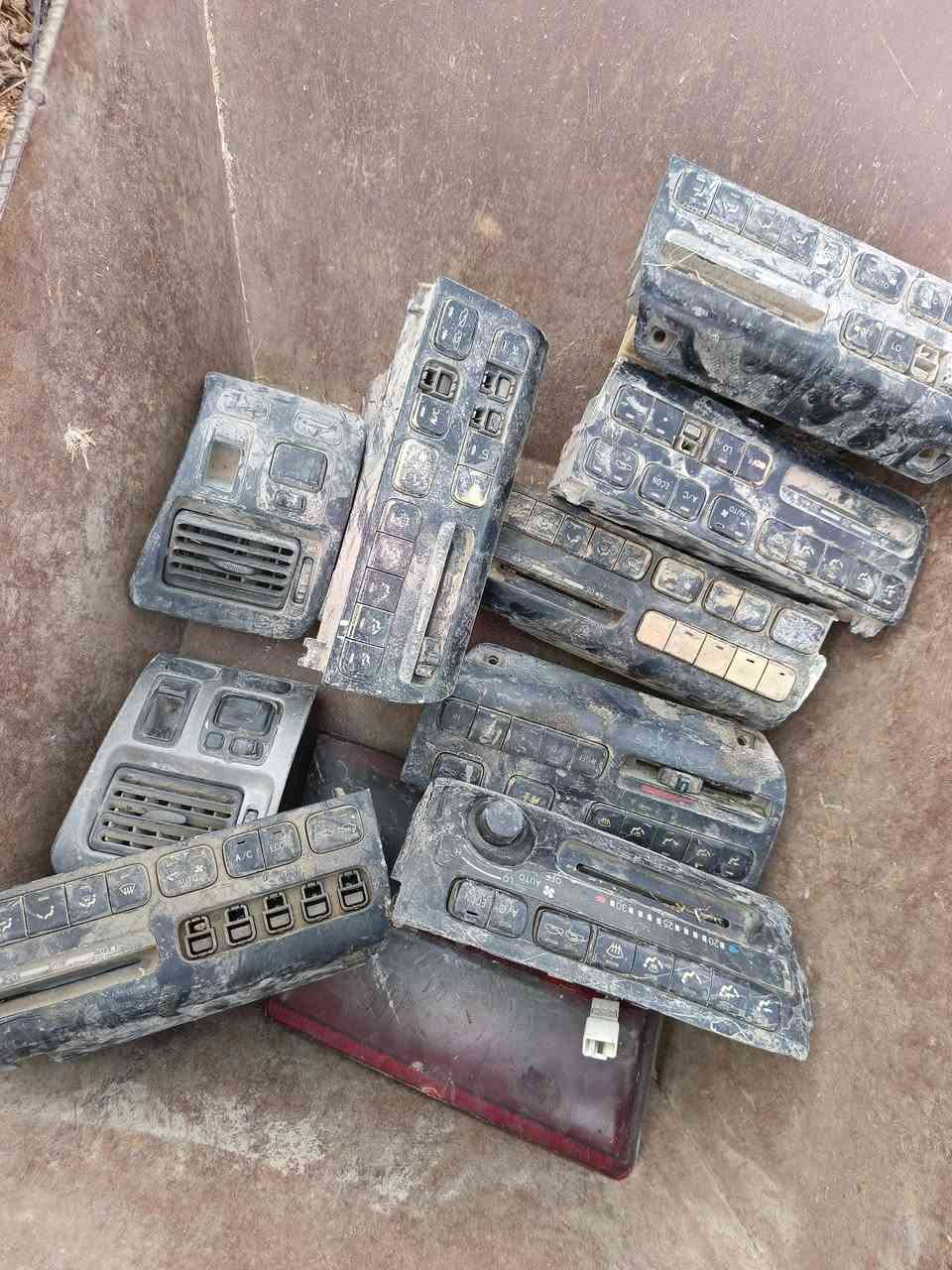 غراض للبيع 
المكان نجف قيم بما يرضي الله واخذهن
للتواصل👇
***********
