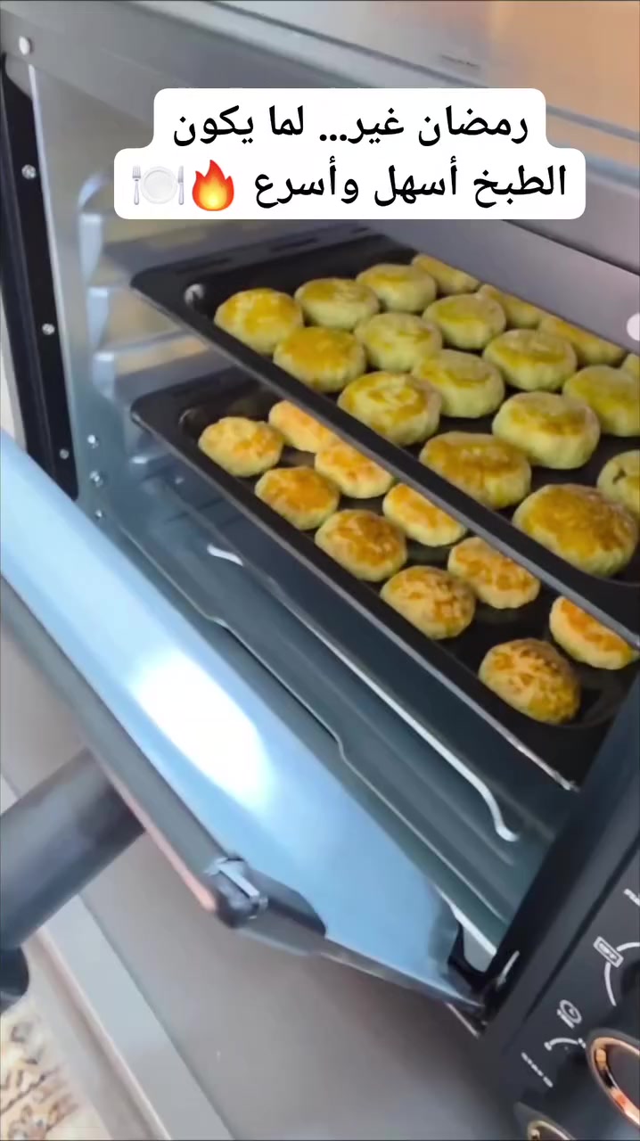 مع فرن LIBRONIC LC-60
قلي هوائي بدون زيت ✨
شواية دوّارة 🍗
خبز وتحميص مثالي 🥖
سعة 60 لتر تكفي العائلة والعزايم
حرارة متوازنة ونتائج تفتح النفس
مقرمش من برّا وطري من جوّا 🤍
خلّي مائدتك الرمضانية دايمًا عامرة
السعر: 116 ألف
دلّل مطبخك هالشهر 🌙#رمضان
#رمضان_كريم
#رمضانيات
#مائدة_رمضان
#طبخ_رمضاني
#قلاية_هوائية
#فرن
#مطبخ
#أجهزة_منزلية
#عروض_رمضان
#تجهيز_رمضان
#عزايم
#أكل_بيتي


**إذا كنت صاحب هذا الإعلان وتريد حذفه لأي سبب، رجاءا أرسل رسالة إلى الدعم الفني**