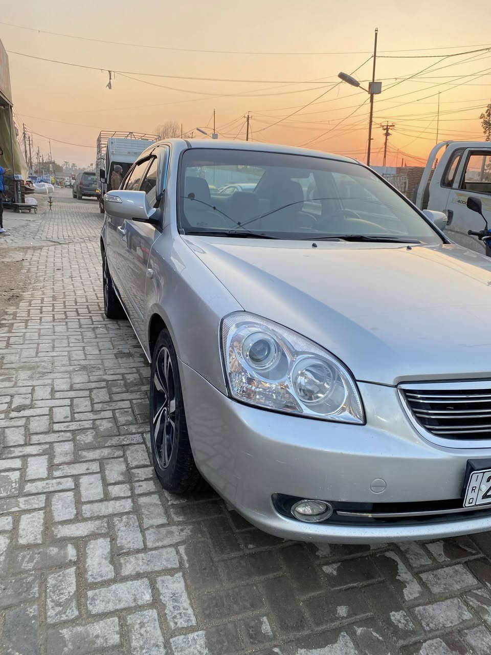 للبيع كيا اوبتما خليجي موديل 2008 

كير مكينه مكفوله من التنقيص ولتبخير 6سلندر حجم المكينه 2700 حداديه تخم تاير كله جديد السياره كلش نضيفه احله من الصور سنويه بسمي رقم انكليزي انكول مميز ديالى سياره مصبوغه قطع اكلك احزام بدون اي ضرر 

العنوان بغداد شرطه الخامسه 

السعر 97$ وبيه مجال للطيبين 

رقم الهاتف ***********
