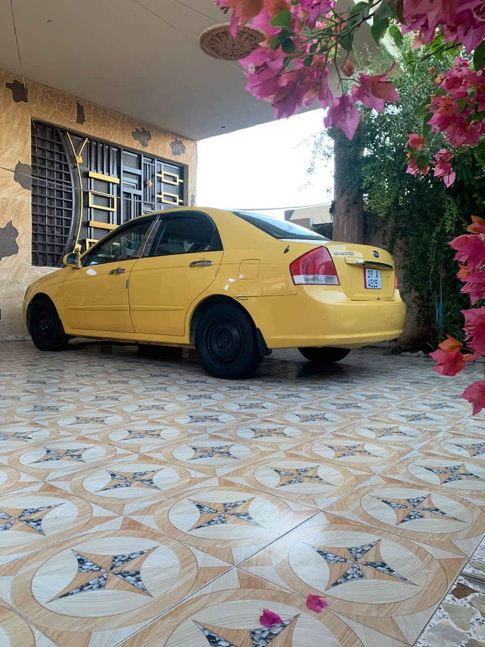 سلام عليكم سبكتره 2008 امريكي سياره جاهزه من كلشي كير محرك حداديه تبريد ثليج تخم تايرات رقم كربلاء بسمي سعر 75 وبيه مجال توصل ع رقم ***********
