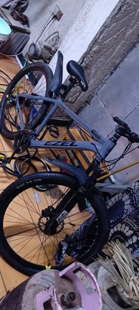 بايسكل EZEL جبلي للبيع بريكات هيدروليك دهن  9 گير خلفي  3 گير امامي  س...