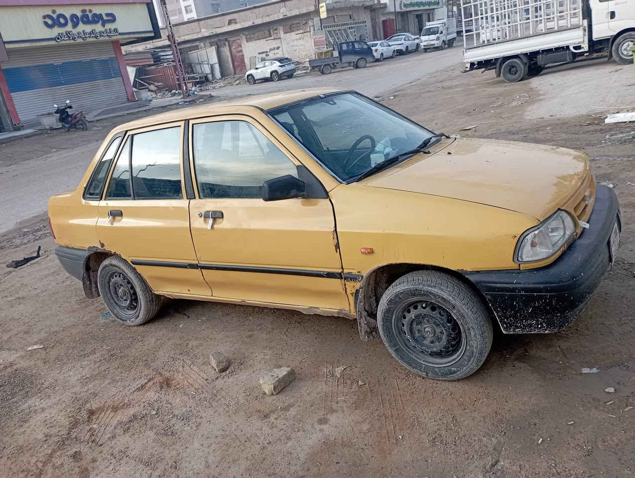 سايبه للبيع موديل ٢٠١١ رقم كربلاء و مكانه بلنجف بدون راعي تكفل عن السرقه والعشائر السعر 15 ورقه وبي مجال حك الجيه وهذا رقمي بي واتساب ***********
