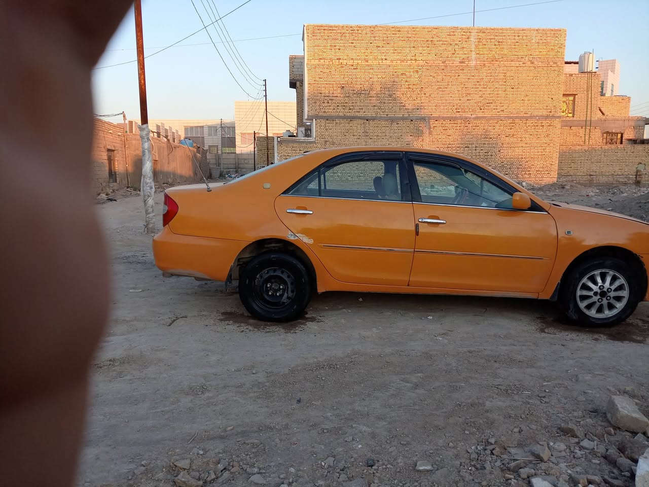 السلام عليكم كامري للبيع موديل ٢٠٠٦ رقم مميز ١٨ مثنى تكسي السعر ٥٠
رقم الهاتف ***********
