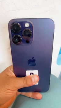 * ايفون 📲 14 برو  ماكس  * لون بنفسجي مميز  * بطاريه 🔋 88 * ذاكره / 256...