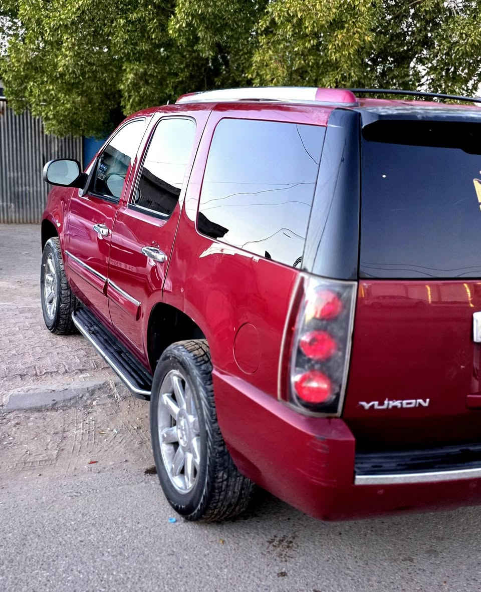 السلام عليكم
#ادوات #ادوات #ادوات...تأشيرة قماره 
السيارة #كفاله عامه لاصبغ ولا ضربه فقط باب السايق مبدل
GMCدنالي  موديل 2012 فول مواصفات للأخير
 محرك وكير بالكارتون 
دخول جديد جاهزة بدون نقص+ شاشه بلاد كامرة خلفيه
حساسات خلفيه 
 وتبريد ثلاث قطع
متوئم ارقام وسنوية اصليات مطابق مع الشاصي الرقم الانكليزي الجديد مع هزة 
مغلفه نانو سيراميك بالكامل بالأمارات
ويل كب كروم حجم 20 مع تخم تاير جديد وحدادة طوبة كشنات جلد تبريد وتدفئة 
#المكان في البصرة 
#السعر 79 ورقه قفل سياره متعوب عليها مالت جناي الشراي يتصل 
***********
