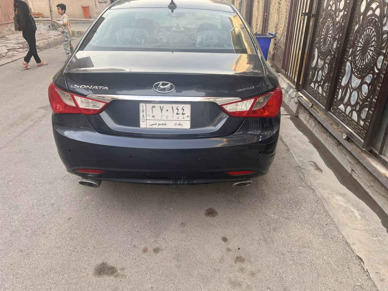 من رخصه الادمن المحترم السلام عليكم للبيع فقط مكان السياره بغداد سوناتا ١٣ فول مواصفات ماعدا الفتحه بيبان بصمه تشغيل بصمه شفتات بالستيرن تدفئه بالكشنات السياره ليبل واحد بدون تبديل فقط رش ٣ قطع جامرلغ خلفي والباب والجامرلغ الأمامي بدون معجون السعر ١١٥ وبيه مجال قليل للاستفسار اكثر اتصل *********** أو ***********
