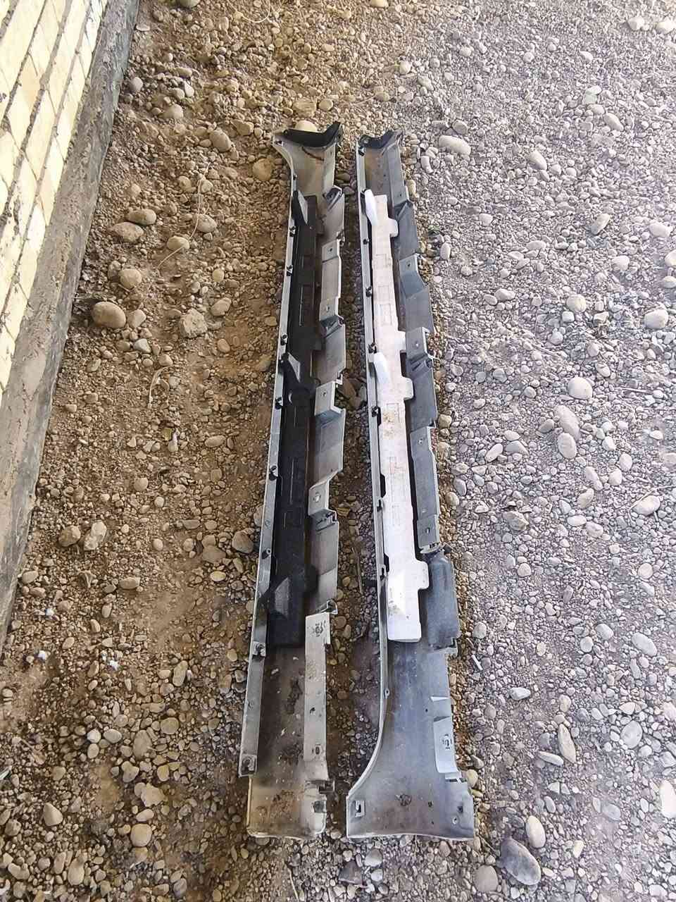 دواسات كامري 
من ٢٠٠٧ الى ٢٠١١ تفصيخ اصلي
لون صدفي نظيفات كلبسات وفلينات الشركه بيهن الدواسه جهة السكن بيهه كسر زغير يرادلهه تصليح بالفايبر كلاس
سعرهن ٧٥ الف 
***********
