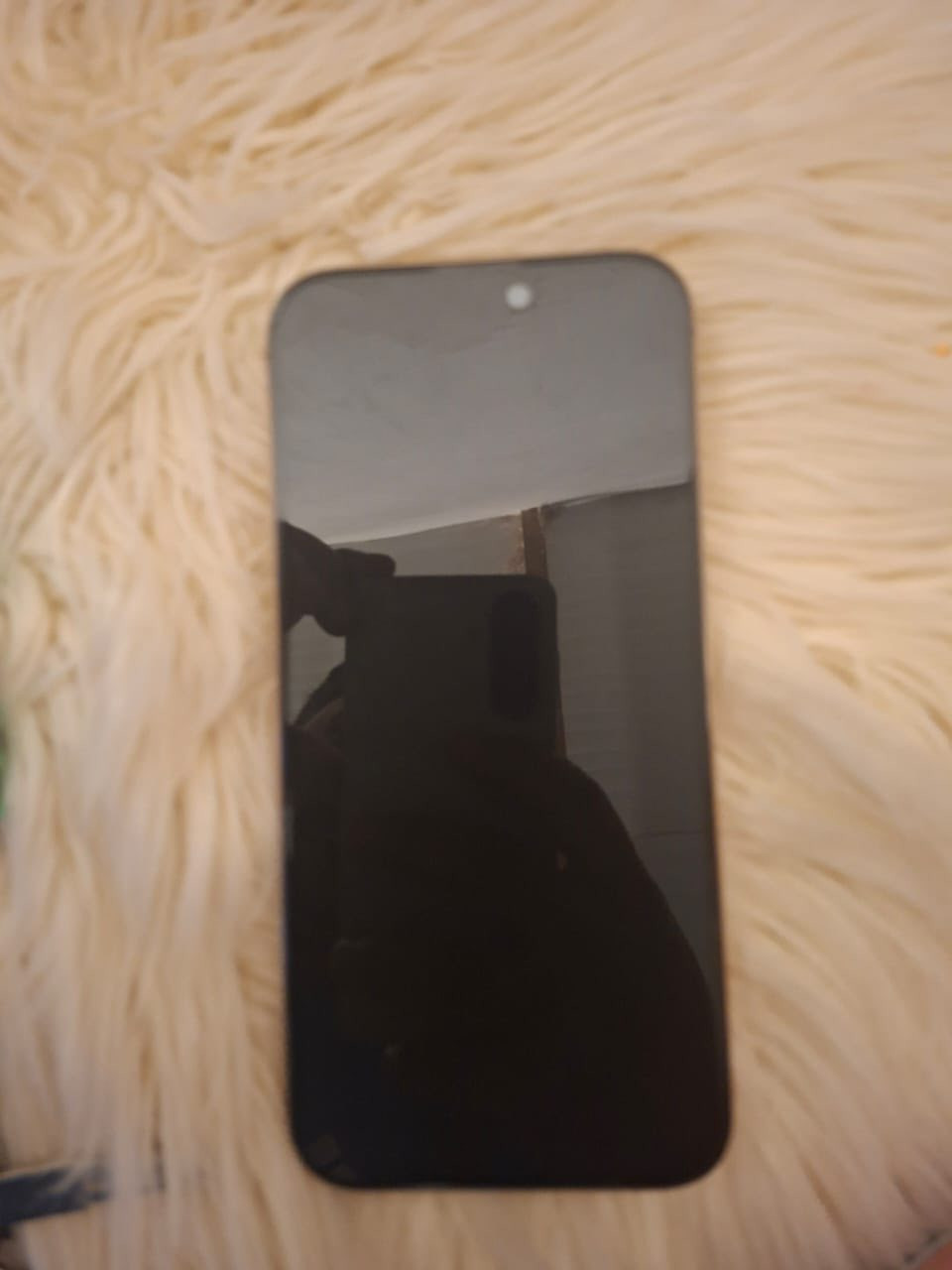 ايفون 16 برو ماكس جهاز نضيف استعمال شهر السعر مليون او ٤٠٠ ***********
