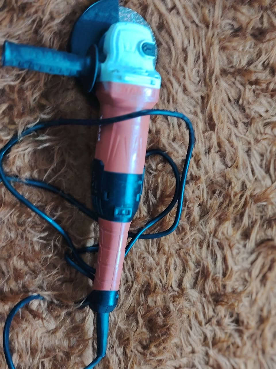 سعر٤٠ بيه مجال قاليل
***********
