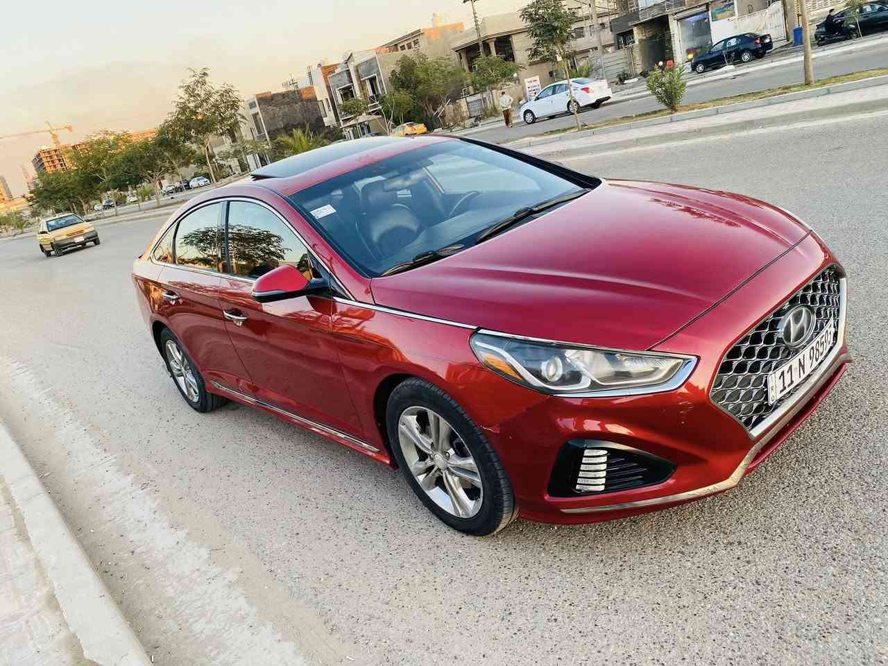 سلام عليكم
للبيع سوناتا موديل 18 حادثها كما موضح بل صور فقط صبغ بنيد وجاملغ وحافت الباب فول مواصفات لليمتد مواصفات السيارة بصمة فتحة كشن كهربائي تدفة بل كشنات جلد وشفتات بل ستيرن ماشية 48 حقيقي صندوك ذكي عند الاقتراب ينفتح
السعر 135 وبية مجال مكان السيارة بغداد 
رقم التلفون:***********
