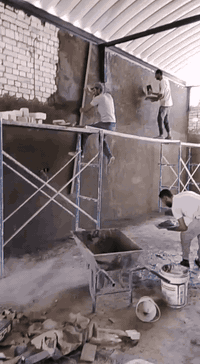 السلام عليكم ورحمة الله وبركاته كادر لباخين جر وسقل و طلس وكوبلنات وصبغ واتس ***********
