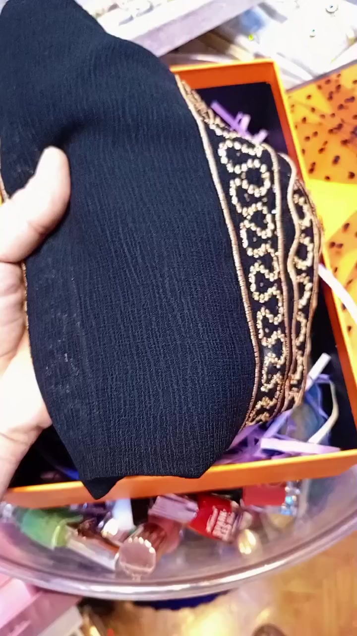 كل عام وانتم بالف خير هم عيد وهم عيد الام واحلى بوكس للام محلاتنا مفتوح ايام العيد 🥰🥰
كوزمتك for you كركوك طريق بغداد مقابل محطة تعبىة عقبة بن نافع ***********
cosmetic.foryou8🌹 انستكرام
