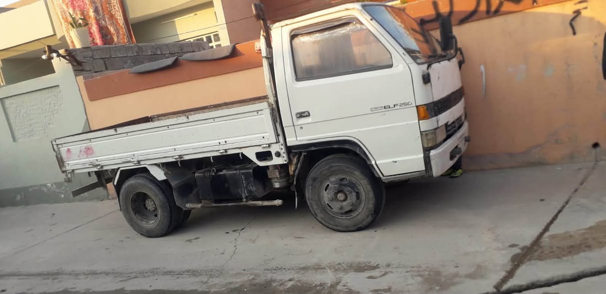 السلام عليكم
ازوزو حمل للبيع محرك وكير شرط نظيف محرك كيا ٢٧٠٠ موديل ٩١ شرعيها يبيعك مكان السيارة بالموصل الشرعي يبيعك هيه سنوية لل٢٠٢٨ رقم الماني نينوى للسعر والتفاصيل تواصل على الرقم فقط ***********
