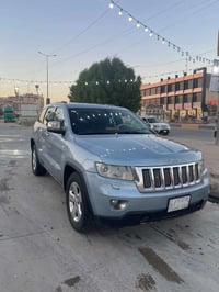 جراند شيروكي لاريدو • ٢٠١٣ • دبل
