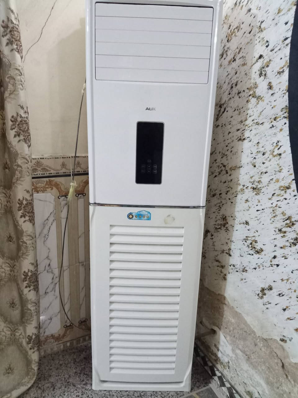 السلام عليكم سبلت كنتوري للبيع السعر 300 الف نقص غاز
للاستفسار خاص


**إذا كنت صاحب هذا الإعلان وتريد حذفه لأي سبب، رجاءا أرسل رسالة إلى الدعم الفني**