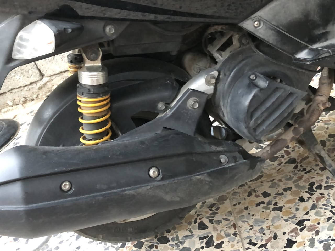 للبيع دراجه مال اخويه مستعجل على بيع
دراجه جيتي أر كفاله عامه بس الكفر امامي يحتاج صبغ بس مابيه ايشي دراجه نضيفه ويل نجمه دبل رياضي خرز رياضي كلج امامي رياضي سعرها 850 بيه مجال حك جيه الخاص موجود بس شراي يدخل اوك .


**إذا كنت صاحب هذا الإعلان وتريد حذفه لأي سبب، رجاءا أرسل رسالة إلى الدعم الفني**