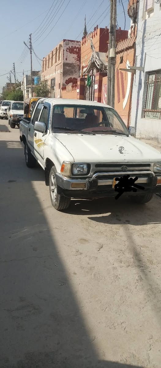 للبيع تويوتا موديل ٩٦ رقم بصرة سنوية جديده تحويل ثاني يوم سيارة جاهزة سعرها ٤٥ ذي قار قضاء الرفاعي اتصل *********** الرفاعي, ذي قار
