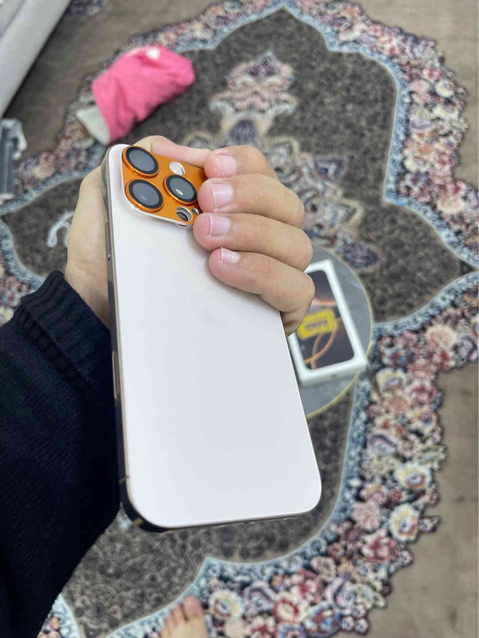 للبيع ايفون 16 برو ماكس بعده داخل الضمان مشحون 128 مره فقط  مكاني بعقوبه حي المعلمين السعر 1500وبي مجال بسيط
*********** بعقوبة, ديالى
