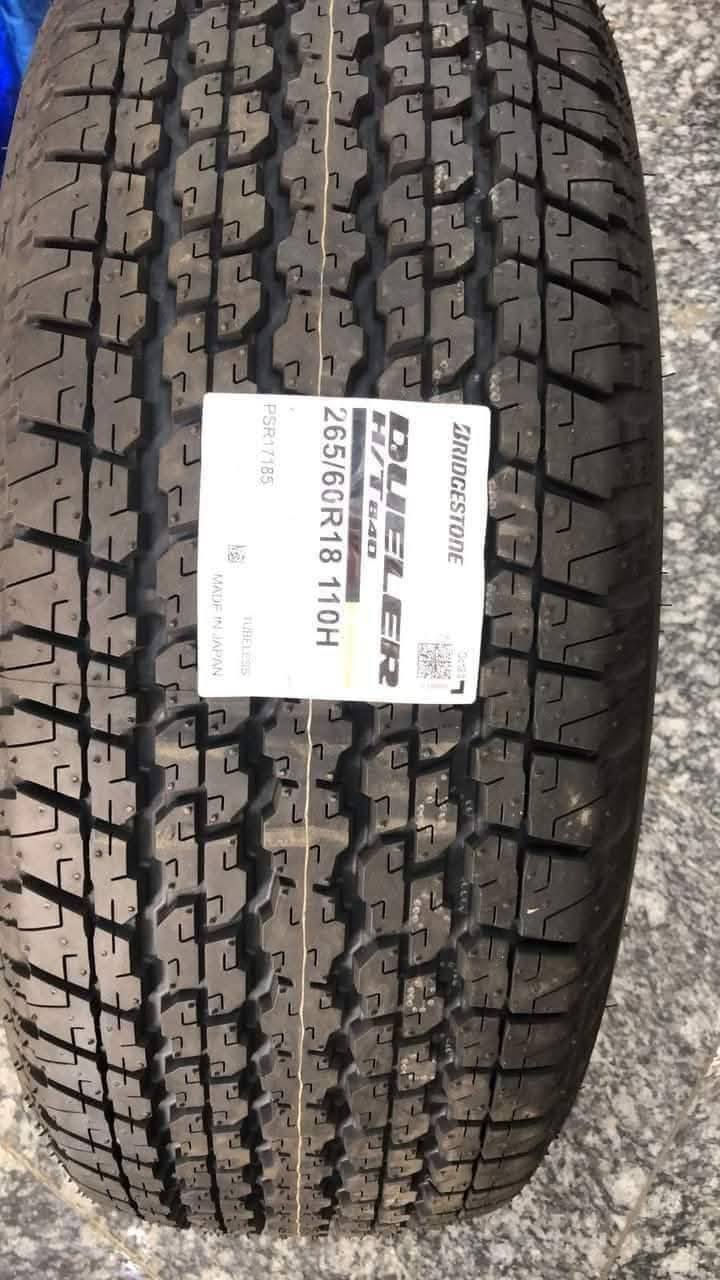 السلام عليكم اطارات دلوب برجستون ياباني اصلي جديد فقط المكان البياع جديد فقط دلوب برجستون اصلي رقم ***********
