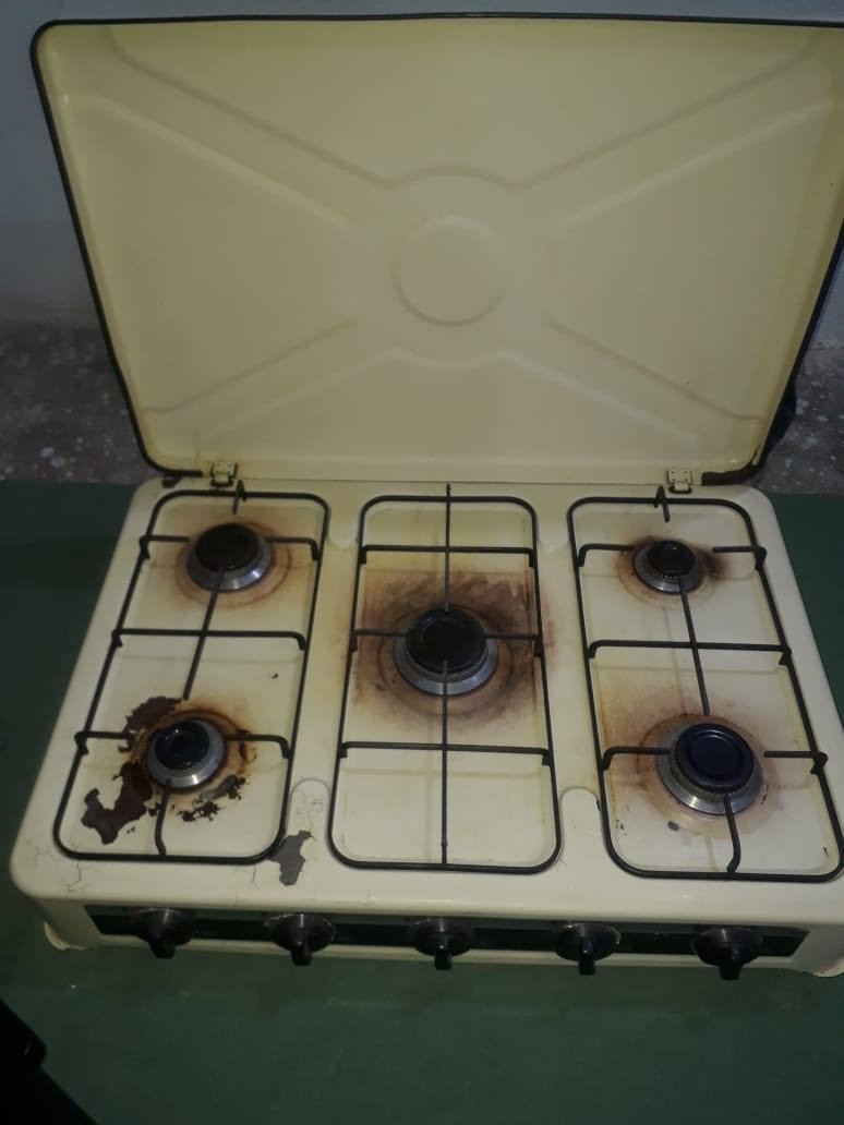 سلام عليكم الطباخ سعره 25 والقلايه سعرها 15 والجذر سعره 10 بين مجال مكان كود حي الحكيم***********
