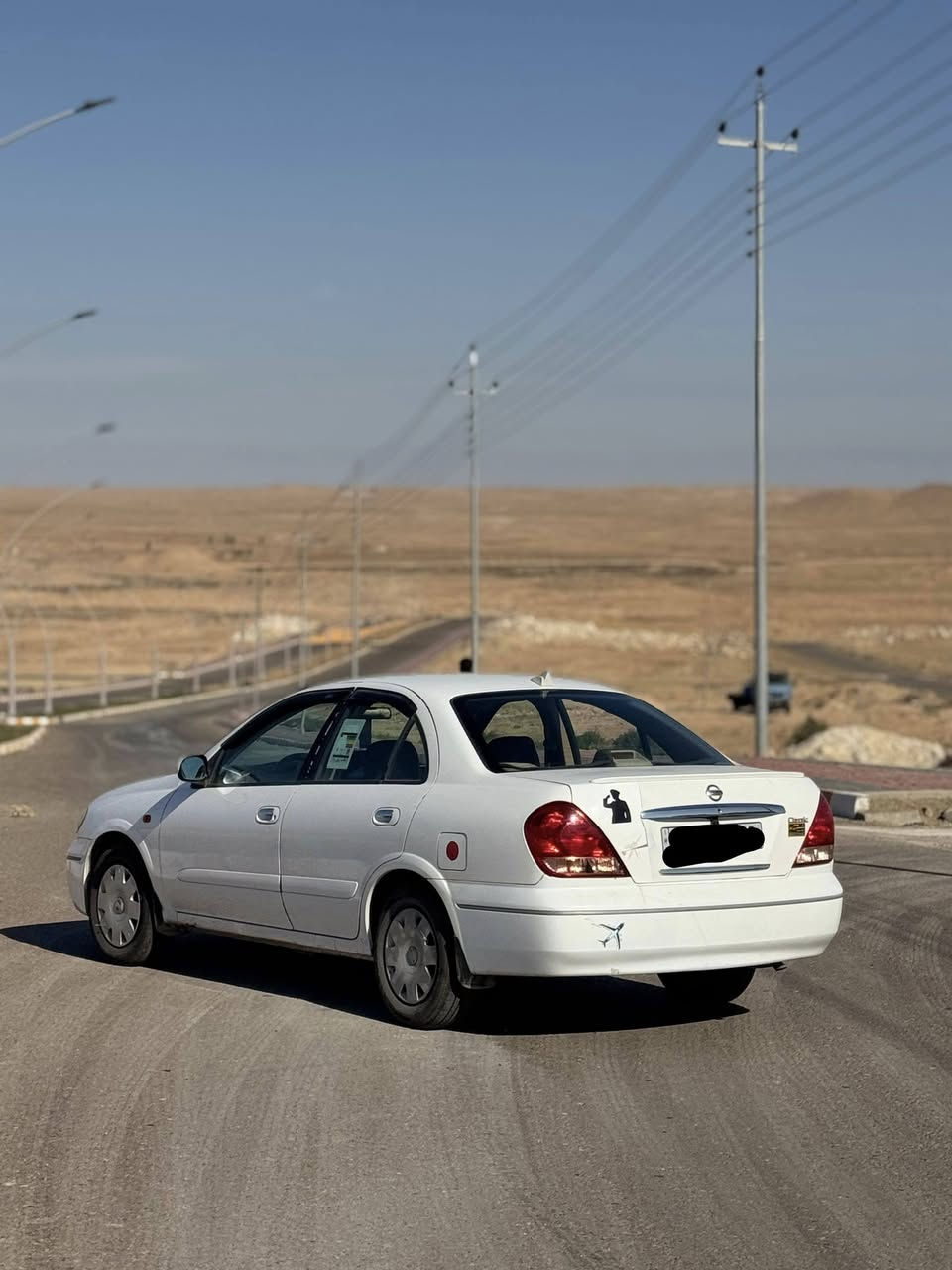 السلام عليكم سني موديل 2009 للبيع كير اوتو محرك ابيض الرقم بغداد الانكليزي و السونار موجود في محافظة الانبار  الاتصال على هذا الرقم ***********
