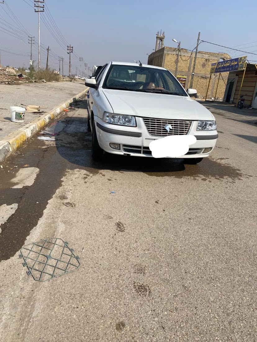 2010
سنويه بأسمي رقم جديد الدولي واسط
كير ومكينه وتبريد شرط تفحص قطره ما تكص 
تخم تاير جديد
بدون ضربه بيها صبغ قليل

***********
واسط مركز الكوت
