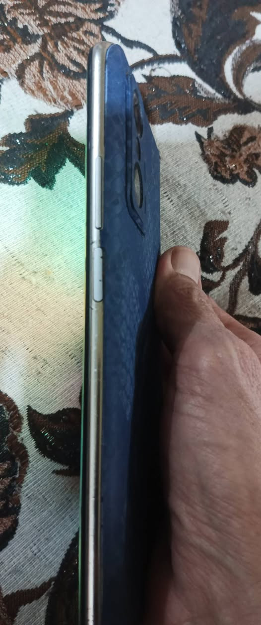 شاومي 11t
ذاكرة 128 العشوائية 16
 شاشة امولد 120 هيرتز معالج سناب دراكون 888 5g ببجي يشغل 90 فريم 
سماعات ستيريو
 كامرة خلفية بدقة 108 ميكا بكسل تدعم تصوير 8k الامامية 32 
بطارية 5000 ملي امبير تدعم شحن 120 واط نظافة الجهاز 1موضحة بلصور
 بدون ملحقات بيع
ظهر مفطور ومغلف واللمس بي نطر صغير من فوك كلشي مماثر شرط
الجهاز مامفتوح ومابي اي عيب..
السعر .. 135 بي مجال حك جيتك
شراي ىاسلني خاص


**إذا كنت صاحب هذا الإعلان وتريد حذفه لأي سبب، رجاءا أرسل رسالة إلى الدعم الفني**