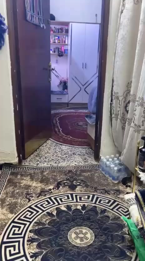سلام عليكم نص قطعه البيع طابقين مربعه بصف الركن  المدينه الصدر قطاع 🔟فرع الروبيان يوجد فيه أربع غرف الاستفسار الاتصال على الرقم
‭٠٧٧٧ ٥٨٠ ٨٠٢٠
***********
