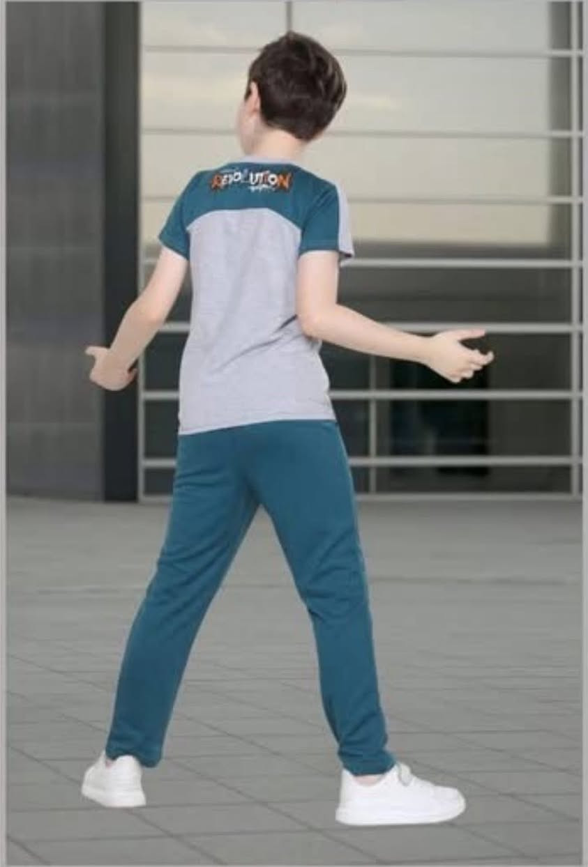 تراك ولادي خامه قطني تجنن
قياسات 6 / 8 / 10 / 12 سنه

العنوان توله فروش قريب من جامع ابو بكر الصديق

يوجد خدمه توصيل داخل خانقين


**إذا كنت صاحب هذا الإعلان وتريد حذفه لأي سبب، رجاءا أرسل رسالة إلى الدعم الفني**