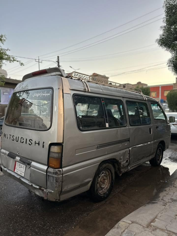 سلام عليكم
مسبوشي 2002
كير و مكينه ونجي 
بسمنه تحويل مباشر 
مكانها كربلاء
السعر 21 
***********
