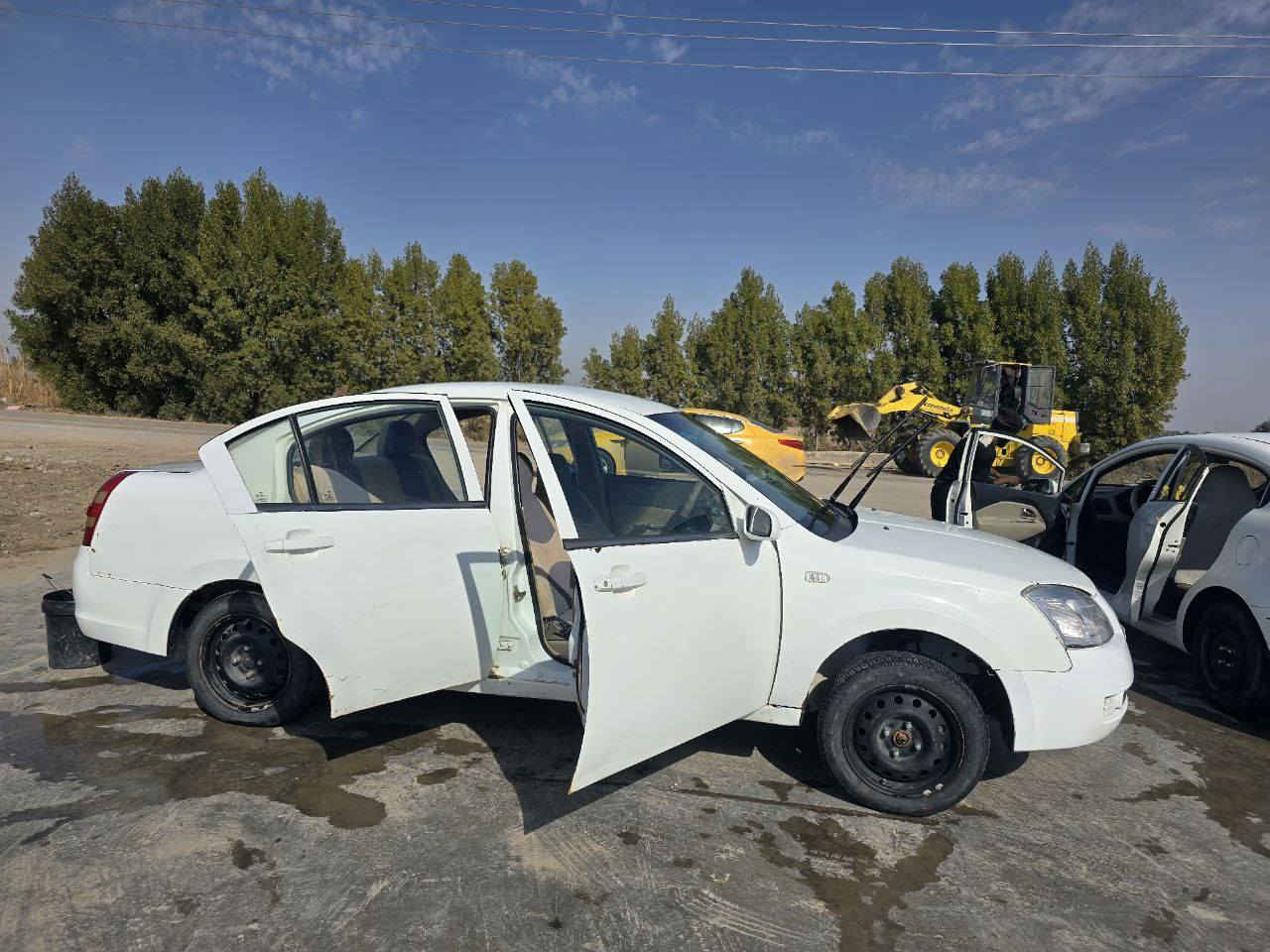 اي فايف موديل 13 مكفوله ما عدء ضربه بالجاملغ بجهه السائق والضربه على وضعه مامصلحه رقم بابل السنويه ال28 السعر 40وبيه مجال
***********
