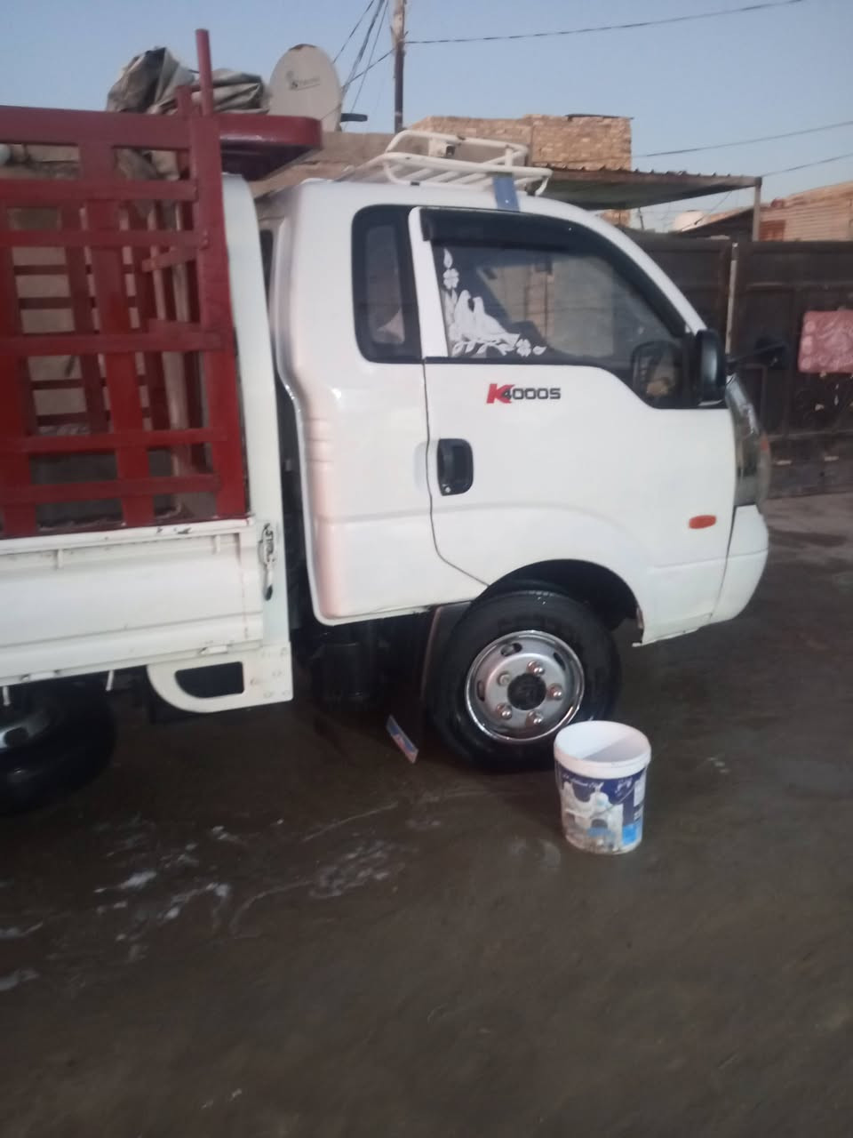 سلام عليكم سياره فحل مسكر محور بم ونزل سنويه ال28 موتيل 2009
***********
