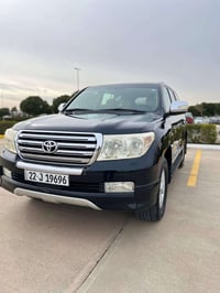 لاندكروز GXR • ٢٠١١ • ٣١٥ الف كم