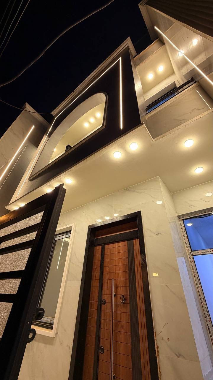 مشتمل للبيع مساحة 1️⃣2️⃣5️⃣ م 🏠✨
الواجهة 6:25 نزال 20 حي الجهاد . الشارقة 📍

قرب مجمع النسيم 

محتويات: 4 غرف نوم 🛏️، 3 حمامات 🚿

صالة، مطبخ، هول داخلي 🛋️🍳

للإستفسار: *********** 📞
