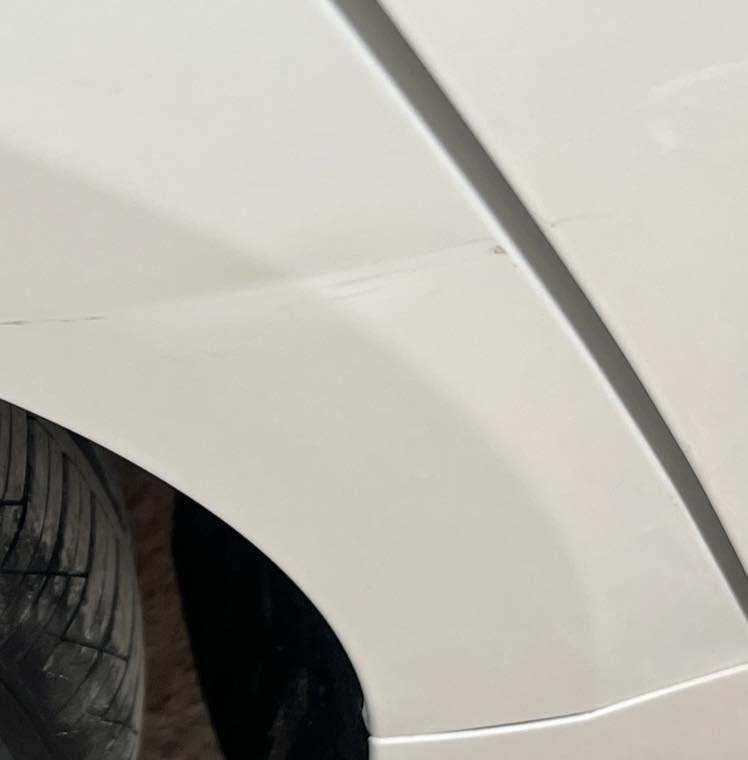 تويوتا كورولا  2025 شكل الخليجي فول مواصفات

محرك 1800 هايبرد 

تبريد قطعتين

مواصفات :

بصمه + بصمه ابواب 

فتحه سقف 

سبايدر ما مشدود 

كشنات جلد اسود 

رادار + تحديد مسار + قيادة ذاتية

هاند بريك كهربائي + لايت زينون

عداد ديجيتال

درايف مود + أوتو هولد

فل سيستم إيرباك + مانع تصادم + مانع انزلاق

سياره مكفوله كفاله من عده شخطه بيهه بل باب والجاملغ بي رصعه والصوره موجوده بل المنشور 

رقم بغداد 

عنوان بغداد 

اتصال ***********
