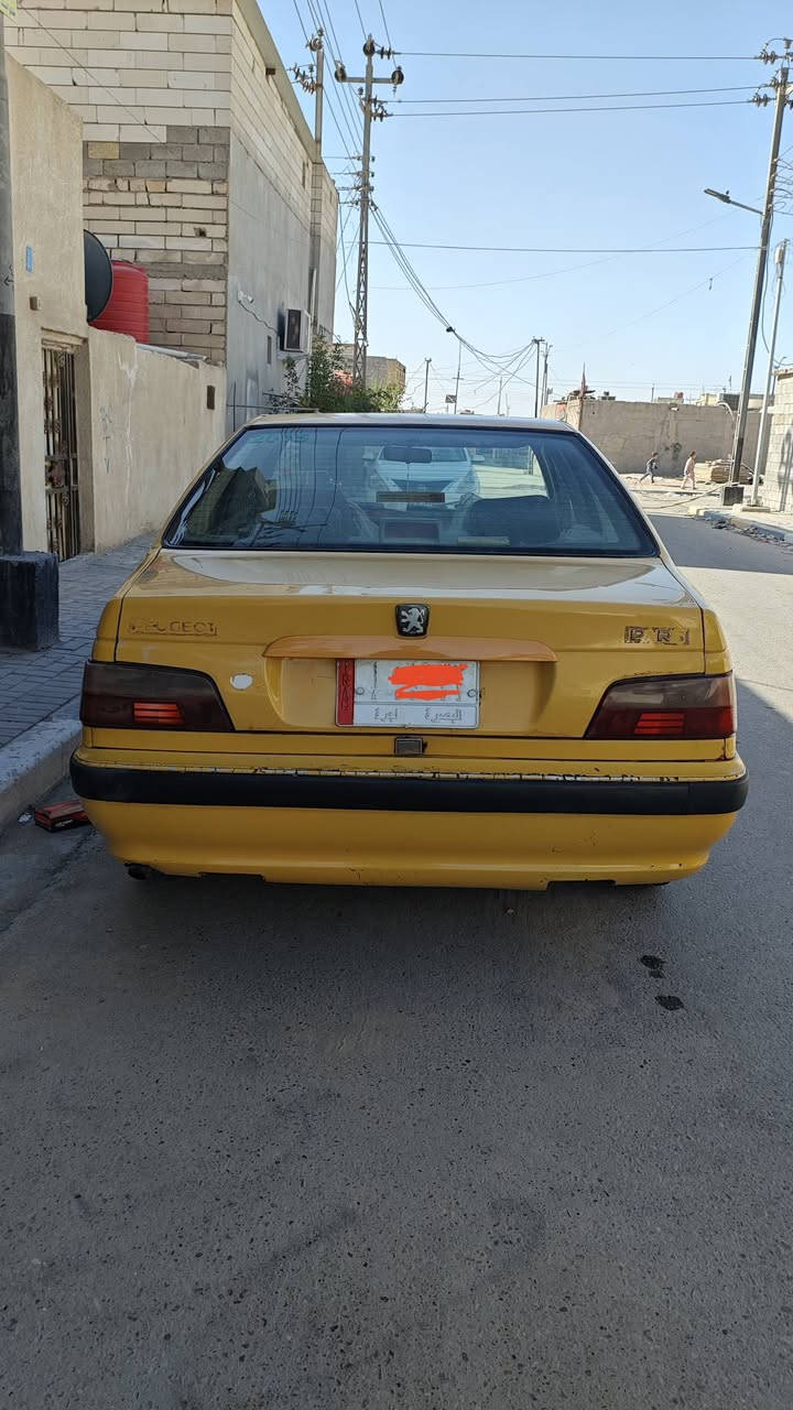 بيجو بارص موديل 15 رقم بصره سياره نضيفه سياره نصبته حلوه 
كير و المكينه خير من الله ترايك وين ماتريد
حداديه حلوه نضيفه
تايرات جديده
راعيها بالبصره ابو الخصيب 
شرط التحويل سنويه بعد بيها 6 اشهر عندك مجال بعد 6 اشهر تحول
تبريد شغال نقص فقط غاز 
سياره بيها فقط كسر زغير بالدعاميه و واضح بالصوره 
سعر السياره 34 و بيها مجال للطيبين 
مكاني البصره الحيانيه رقمي ***********
