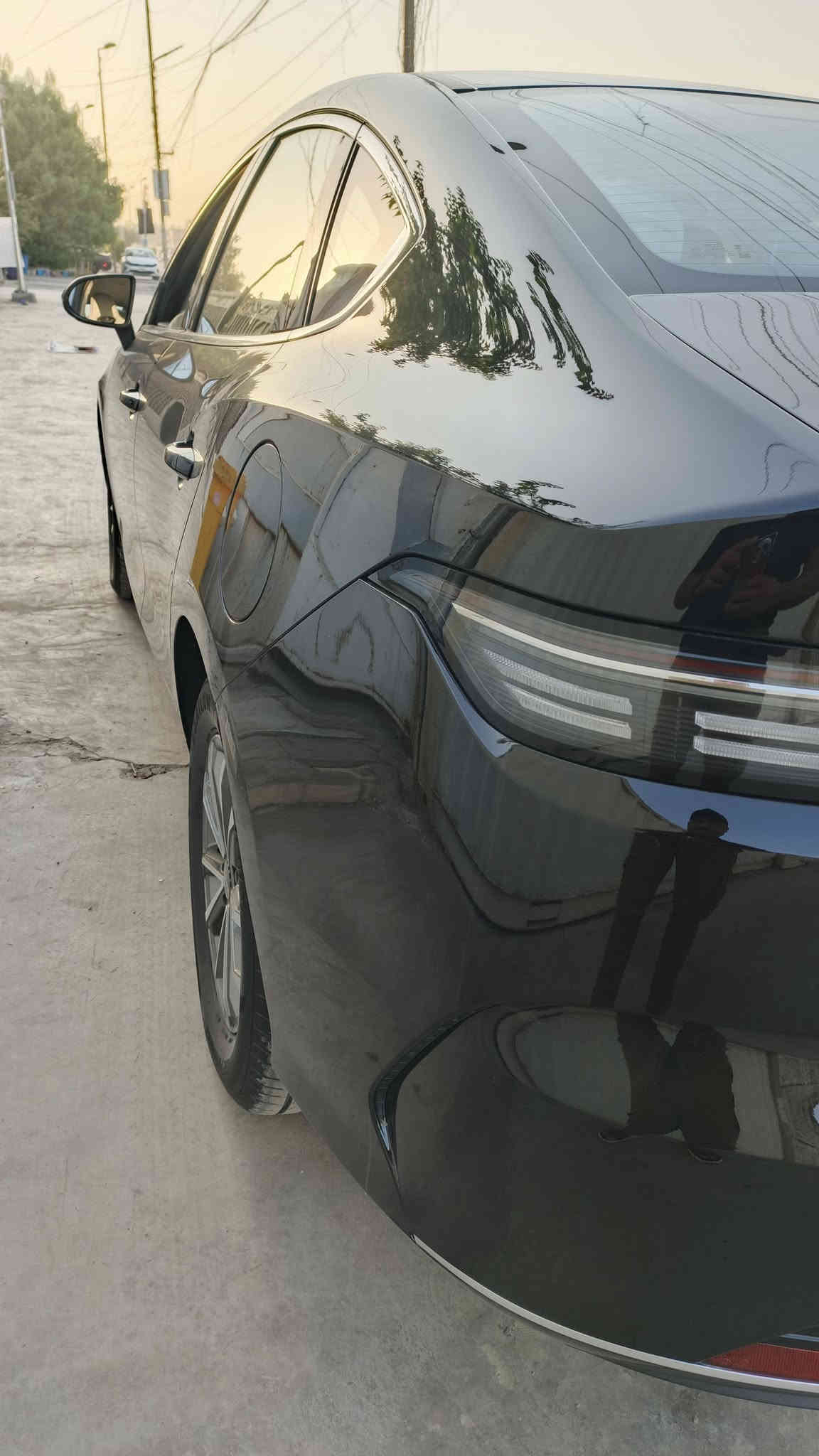 السلام وعليكم بي واي دي ماشي 1000 بسمي بغداد سكني بغداد السعر 17 مليون رقمي
***********
