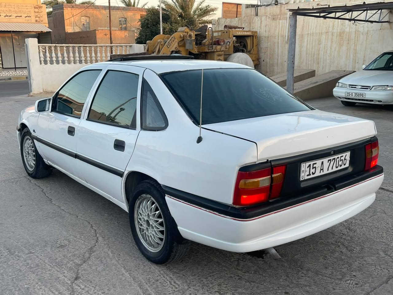 سلام عليكم 
للبيع أوبل فكتره موديل 1993 
محرك وكير وصدر وكهربائيات كلها فول 
ما ناقصها شي السياره جاهزه 
محرك 1800 كير عادي 
ويلكب تخم تاير جديد 
السياره بلادي لا صبغ ولا خياس فقط 
براس البنيد صبغ 
داخل جديد مدوشم تخم بطاين 
تنته وجام كهرباء 
رقم انبار جديد سنويه 2031 
تحويل مباشر 
سعرها 37 وبيها مجال قليل 
إذا مو شراي لا تعبني السياره نضيفه 
للاستفسار ***********
