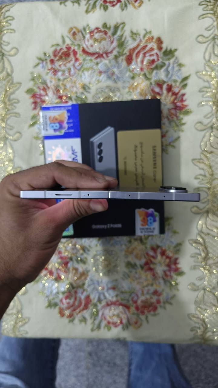 Galaxy Z Fold6 عندي موبايل ذاكرة 256 ضمان عين الفهد  سعره مليون وبي مجال 
وعندي ايباد 10 ذاكرة 64 بطاريته 96 ويا كارتون فقط سعره 350 وبي مجال قليل  
بغداد ***********
