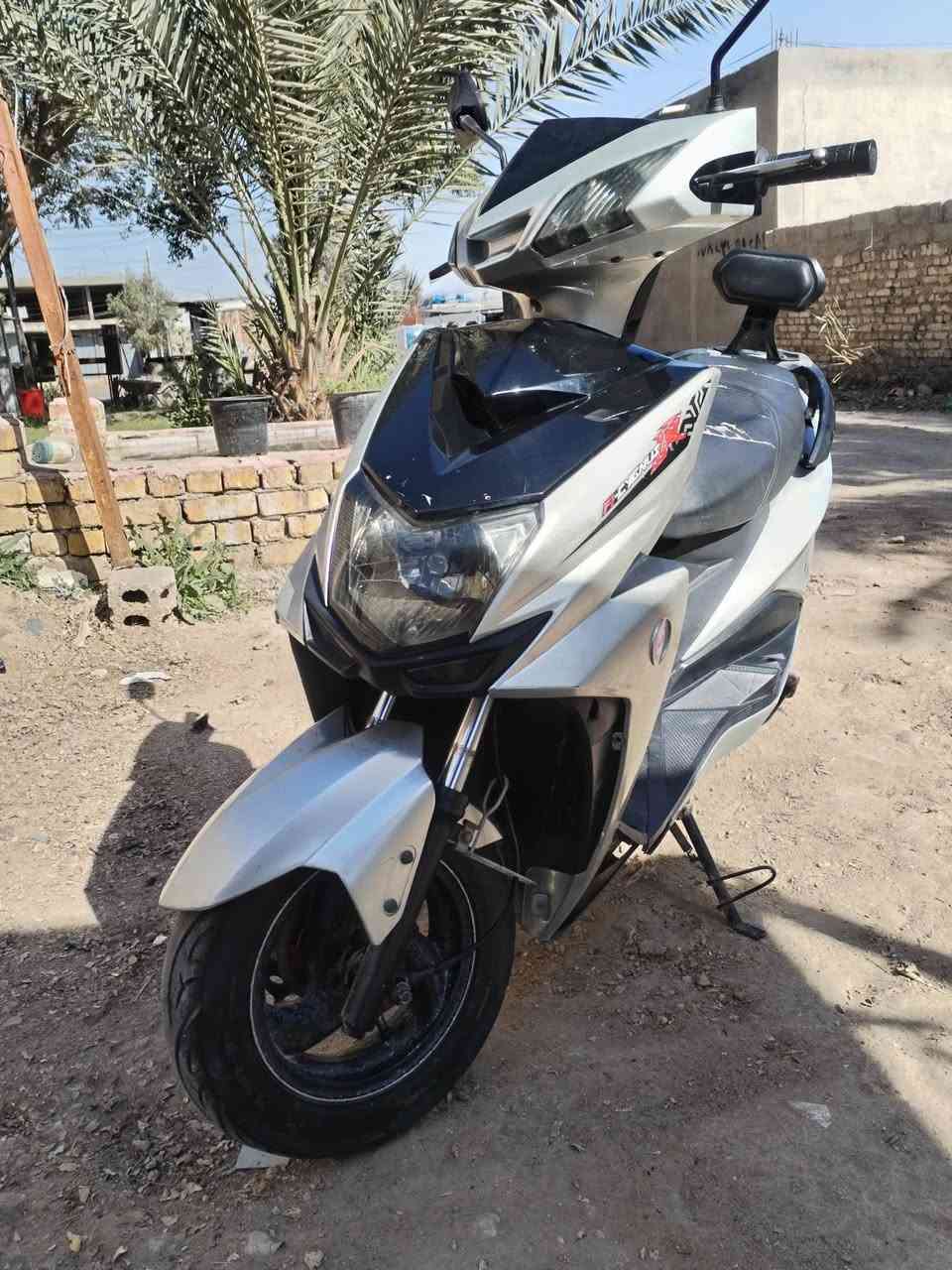 سكنس صيني للبيع مديل٢٠٢١مابيها نقص شي قليل بلدوسات سعر ٢٥٠وبيها مجال مكينه بلك ما مبدل استفسار اتصال ع الرقم/***********
