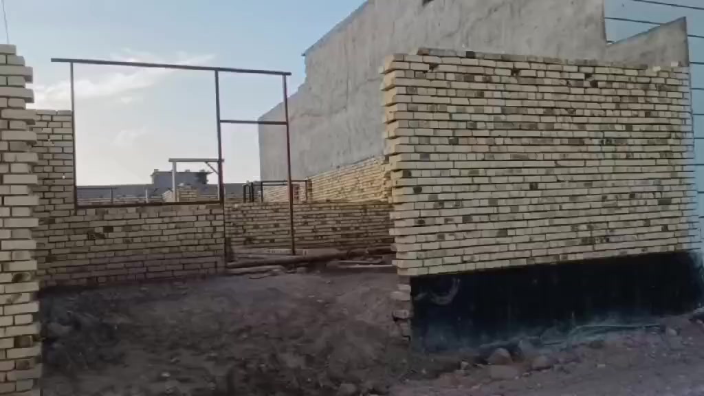 للبيع بيت هيكل ١٥٠م حي الملتقى غرفتين.. ركن ع شارعين
السعر ٤٥
***********
