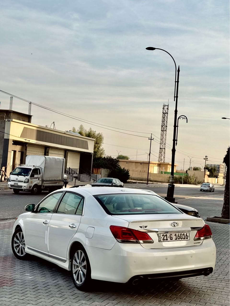 السلام عليكم
تويوتا افلون موديل 2011 خليجية فول مواصفات واحد على واحد لمتد ، سيارة ماشية 176,000 km حقيقي
(كشن جلد+خزن/اربع ابواب بصمة/سلايد/كشنات تدفئة تبريد/حساسات أمامية/تحكم استيرن/ تثبيت سرعة/كامرة خلفية)
سيارة بيها اربع مكانات شبر صبغ بدون ضرر و مكانين تعديل بارد 
كير محرك شرط الفحص ،سنوية و هزة جديدة
عنواني كركوك
رقم التليفون واتساب عليها
*********** كركوك, العراق
