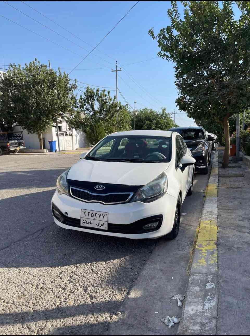 کیا ریۆ مۆدیل ٢٠١٦ مەکینەی ١٦ مەرغوبە مواسەفات سوکان ڤۆلیومە شاشە ئایپاد ئاوێنە ئاوتۆیە Eco یە 4 پارچەی هەیە و مەکینەو گێرو هەموو شتێکی بە شەرتە سەیارەکە بێ کێشەیە و ماڵی دۆستە  (***********)  نرخیشی(86) وەرەقەیە سێ وەرەقەش خرامەی لەسەرە شقلاوة, أربيل
