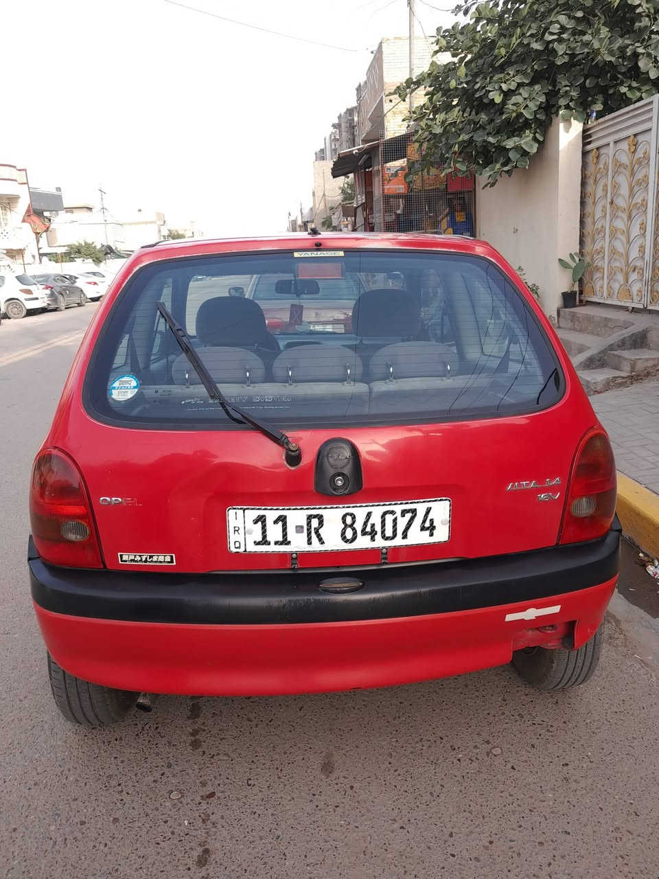 للبيع اوبل ڤيتا الماني 🇩🇪 تك باب موديل 1997 رقم بغداد الانكليزي بأسمي سنويه 2030  كير اوتماتيك محرك 1600 وارد خليجي تبريد ابلادي السياره على وضع الشركه لاضريه ولا قطره صبغ حداديه وكهربائيات وسنتر لوك كله شغال ابلاديي تخم تاير
كير ومكينه مكفولات  
السعر. 43 وبيها مجال بسيط
الرقم. ***********
العنوان.  بغداد حي العدل شارع الربيع
